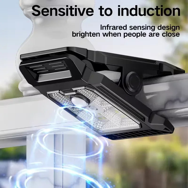 Solar Powered Courtyard Lamp