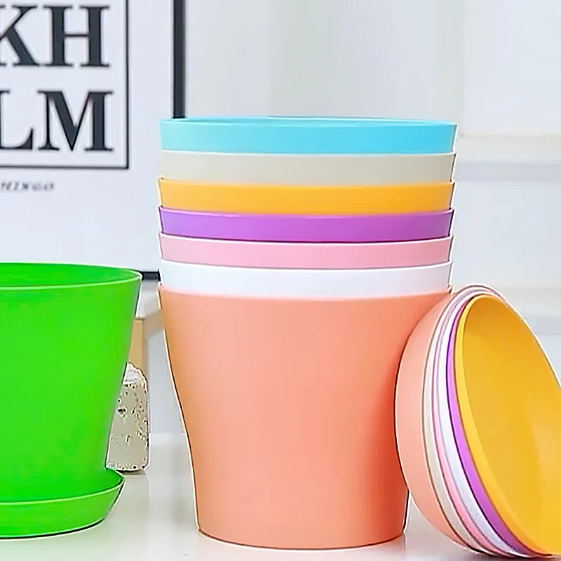 Plastic Flower Pots with Trays